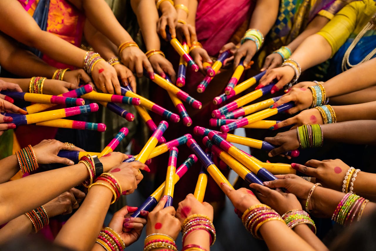 Navratri in Pune 2025 –  Best Garba & Dandiya Night Events
