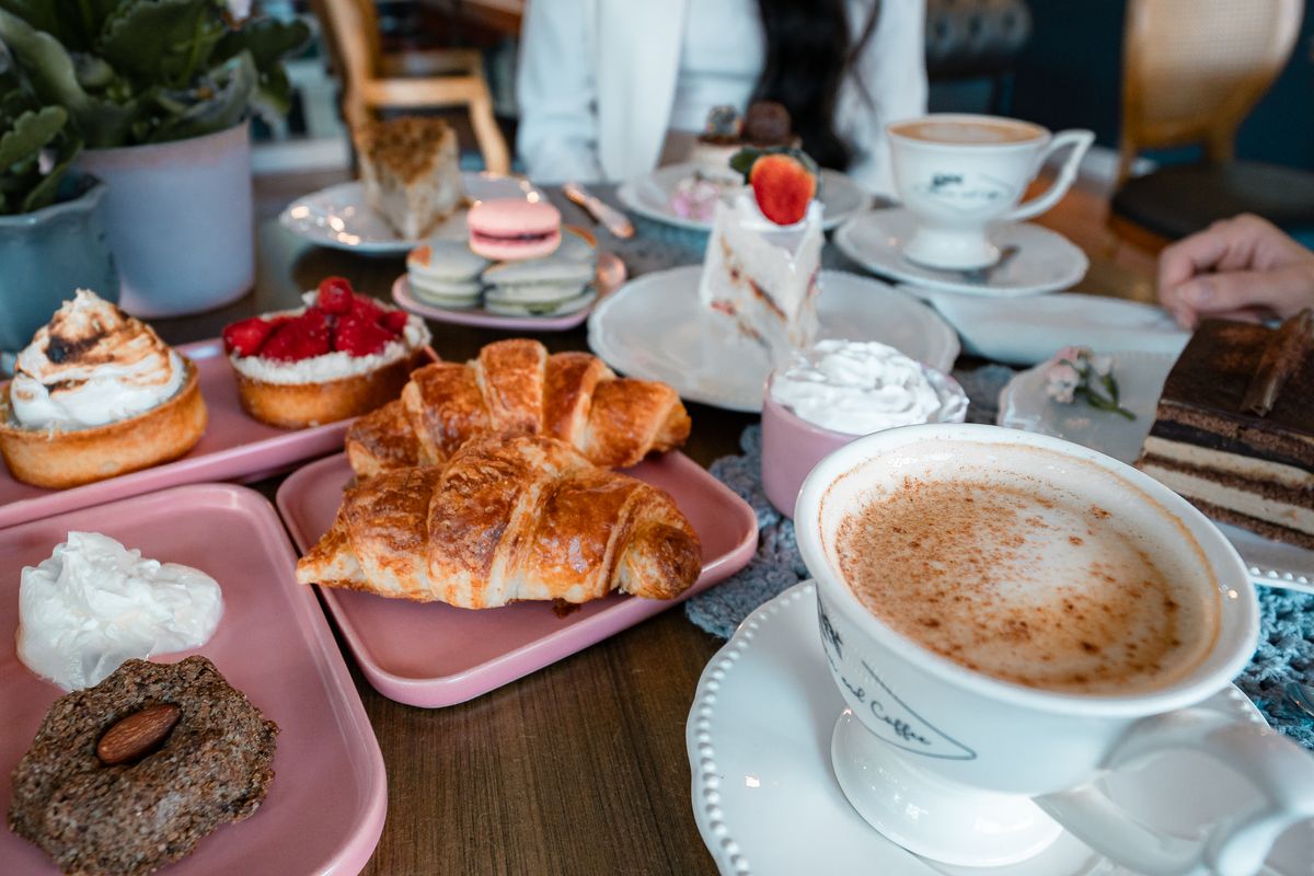 magarpatta cafe